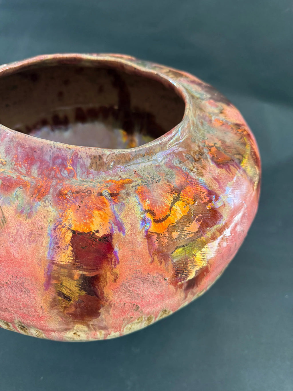 'Golden Petal' Large Stoneware Luster Pot