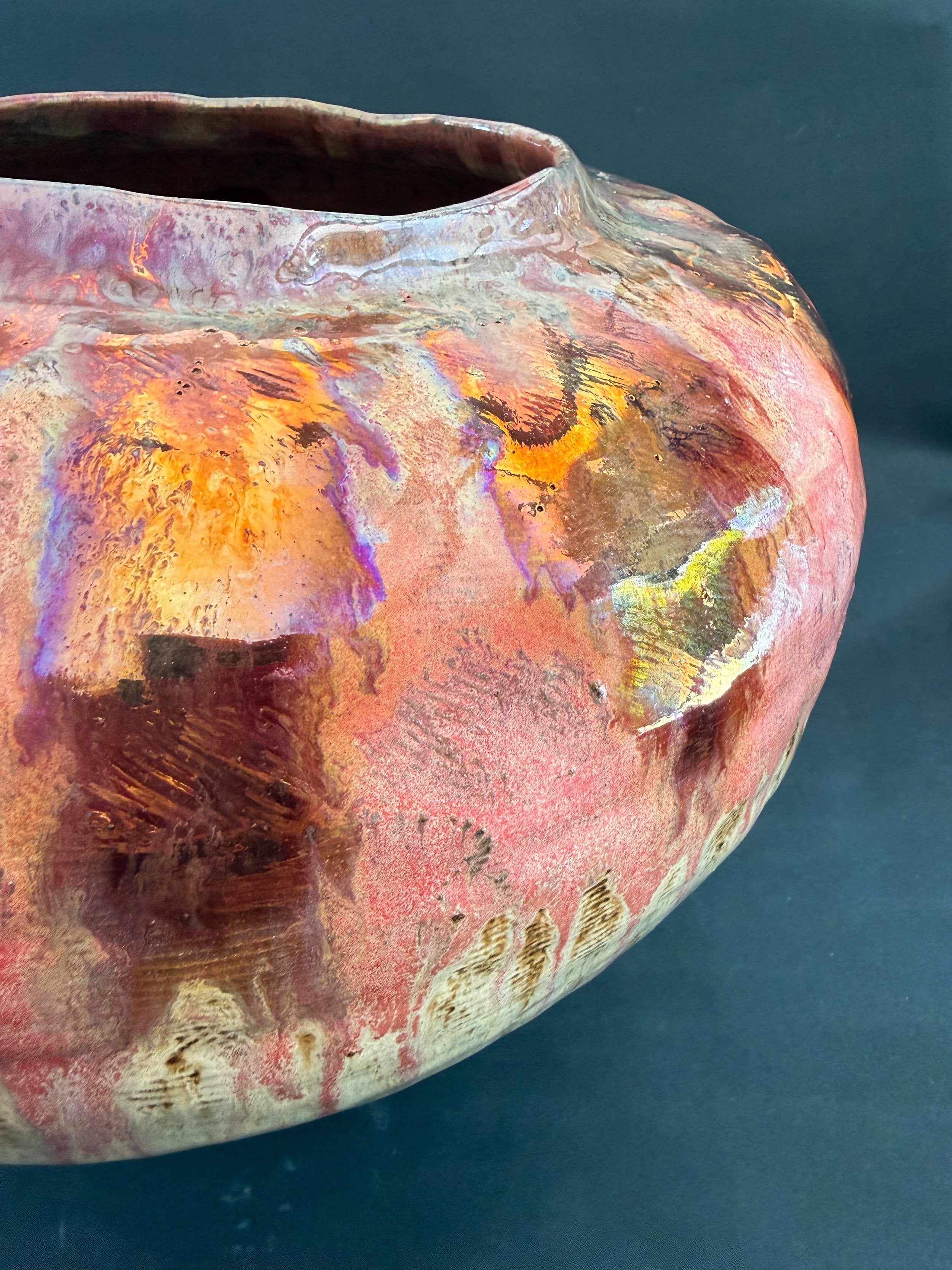 'Golden Petal' Large Stoneware Luster Pot