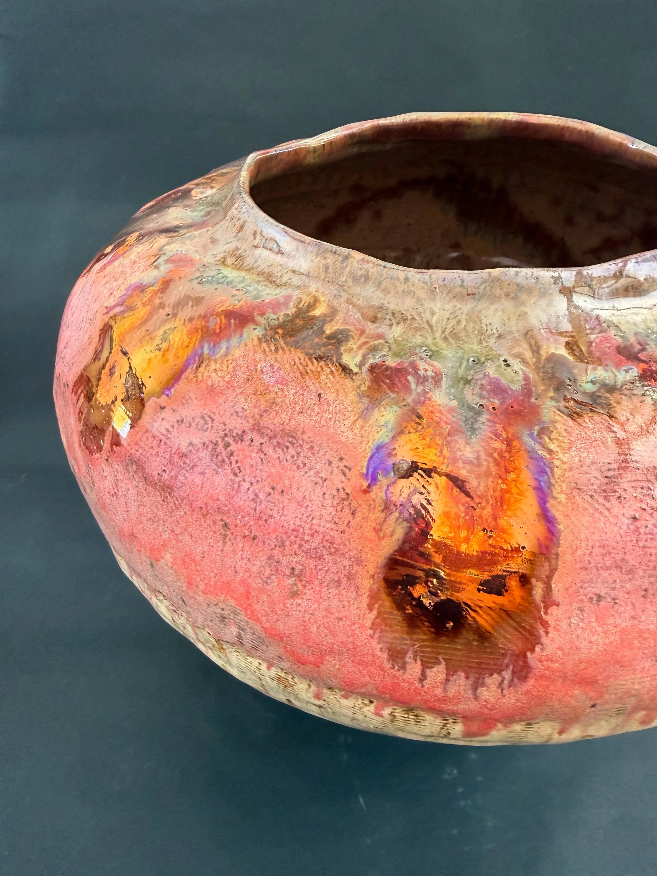 'Golden Petal' Large Stoneware Luster Pot