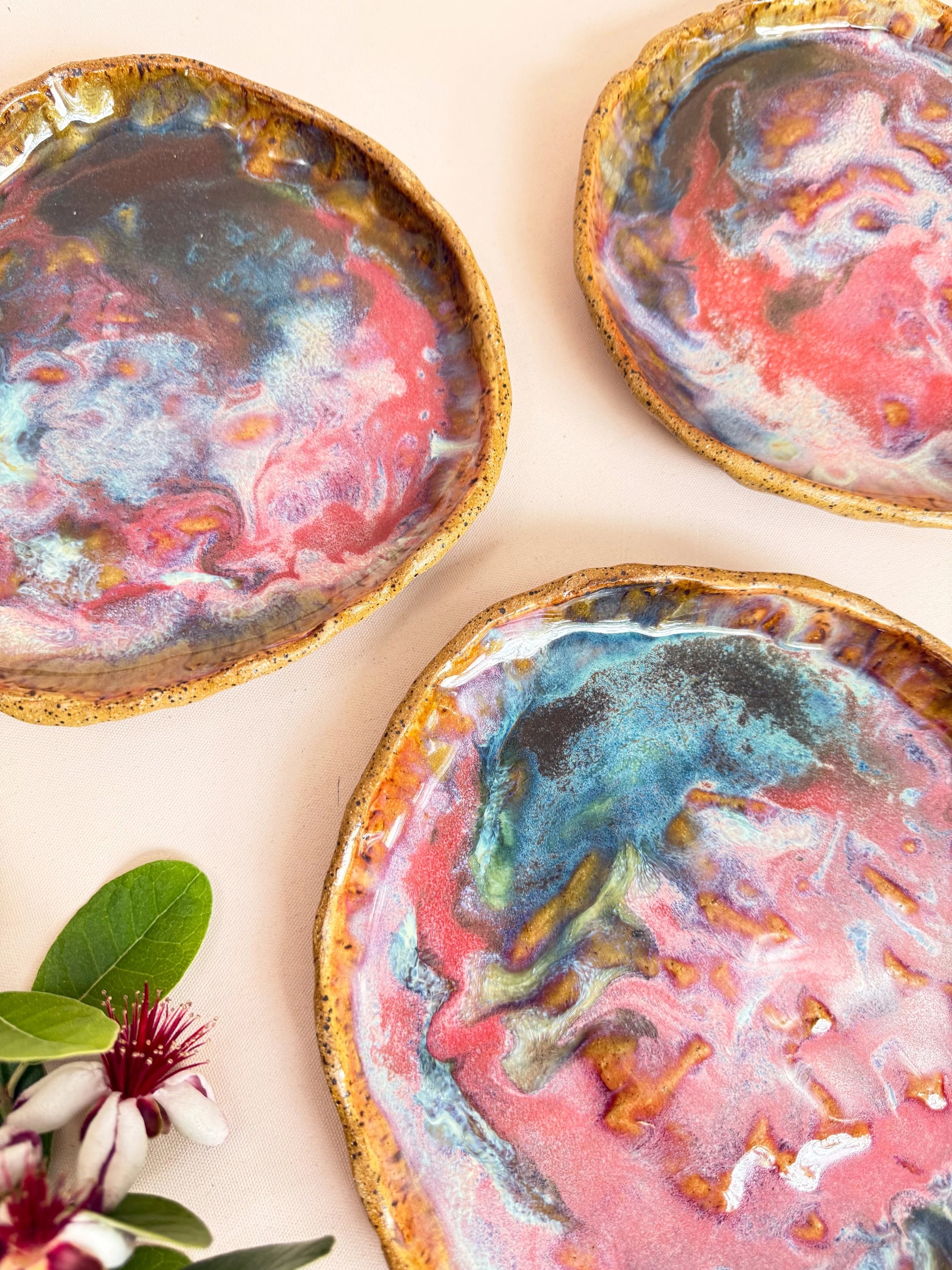 'Sunset Tide' Pinched Plates * Set of 3